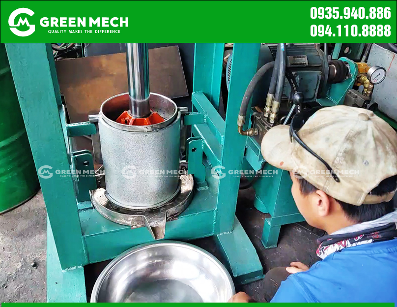 Ứng dụng của máy ép thủy lực trong các ngành
