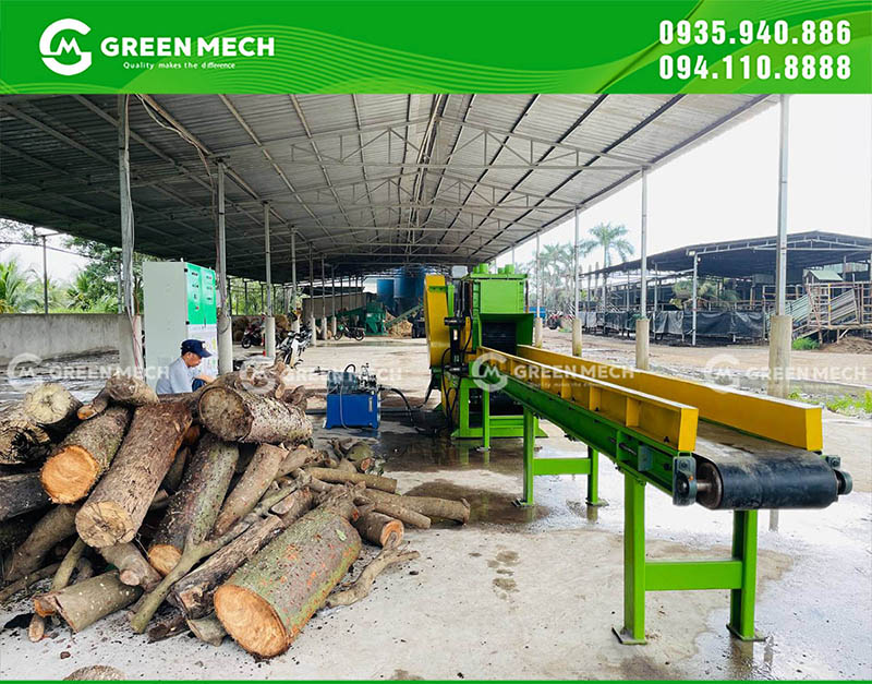 Máy hoạt động mạnh mẽ và tạo mùn cưa đạt chuẩn